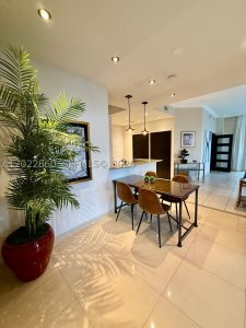 Alquiler de apartamento en Turnberry On The Green TS-03