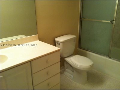 Comprar apartamento no Ocean View 607