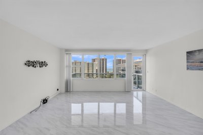 Comprar apartamento en Coral Ridge Towers East 1711