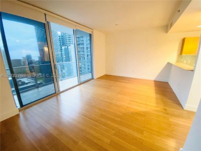 Comprar apartamento no Avenue on Brickell 1060 Tower 3109