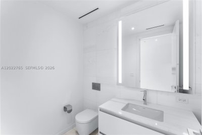 Aluguel de apartamento no Aston Martin Residences 1802