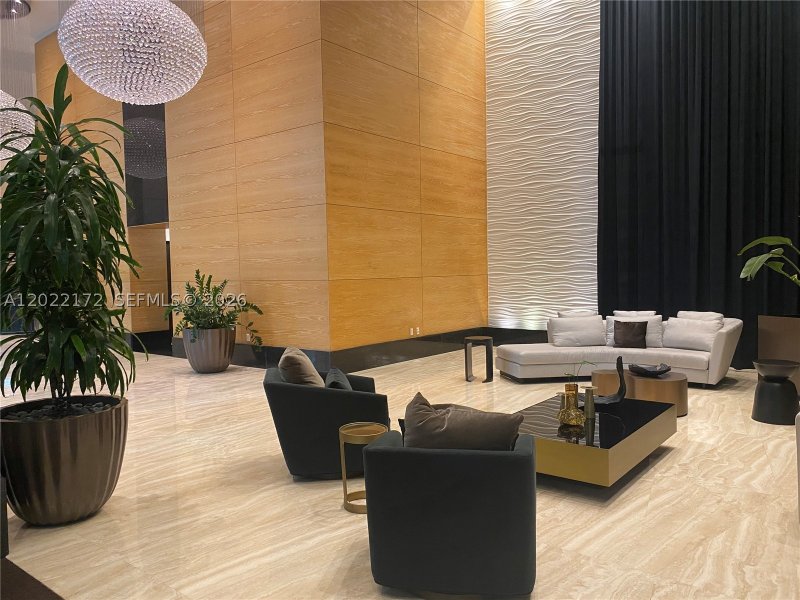 Comprar apartamento no The Plaza Tower I 2206
