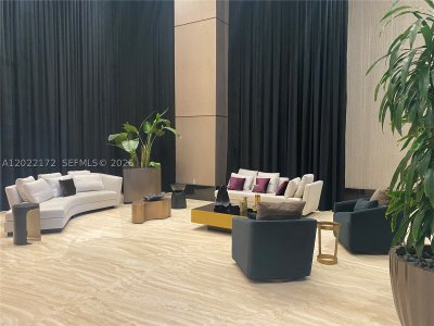 Comprar apartamento no The Plaza Tower I 2206