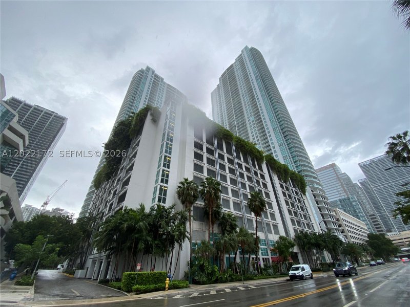 Comprar apartamento no The Plaza Tower I 2206