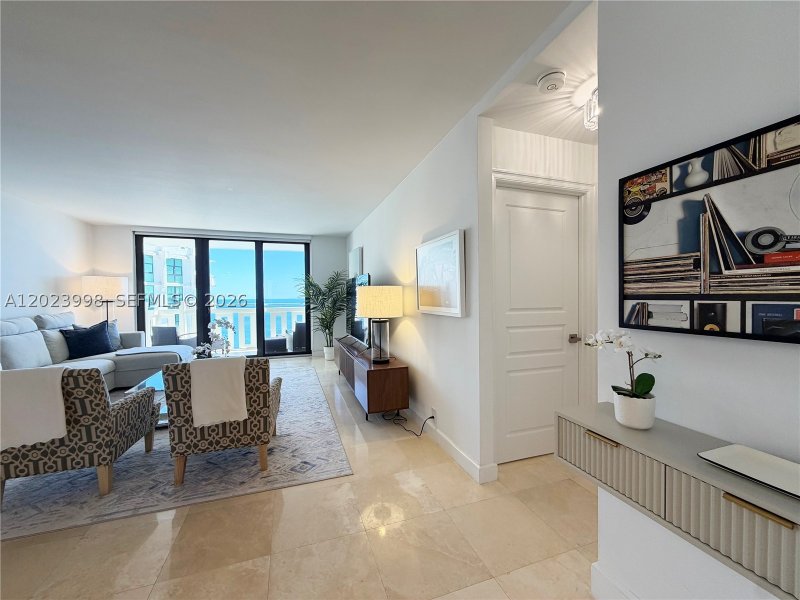Alquiler de apartamento en Towers of Key Biscayne B1105