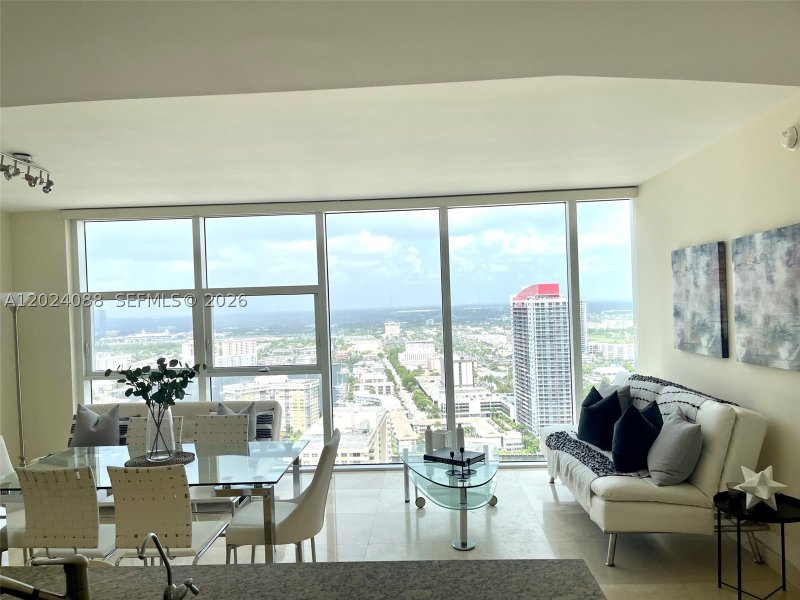 Alquiler de apartamento en Beach Club Two 3407