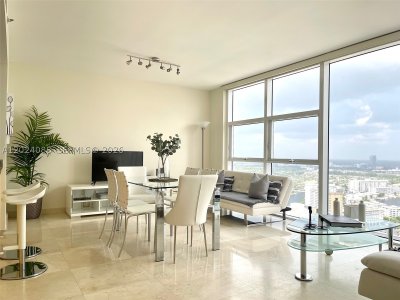 Alquiler de apartamento en Beach Club Two 3407