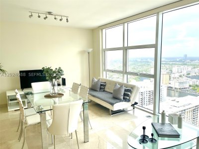Alquiler de apartamento en Beach Club Two 3407
