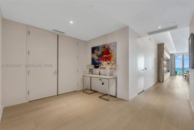 Alquiler de apartamento en Residences by Armani / Casa 2802