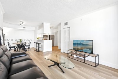 Comprar apartamento en Porto Bellagio 2808