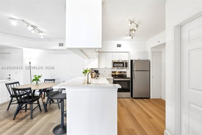Comprar apartamento en Porto Bellagio 2808