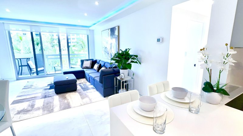 Condo for sale at Flamingo 364