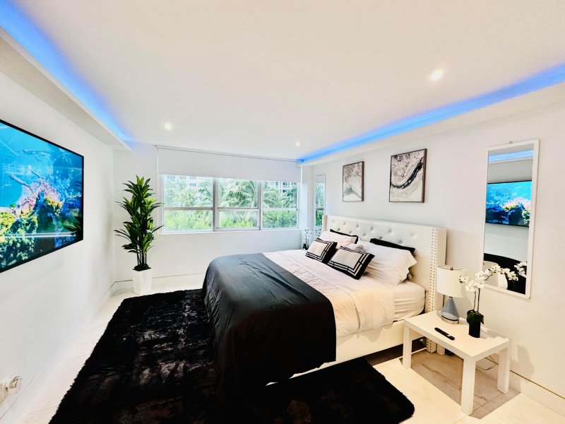 Condo for sale at Flamingo 364