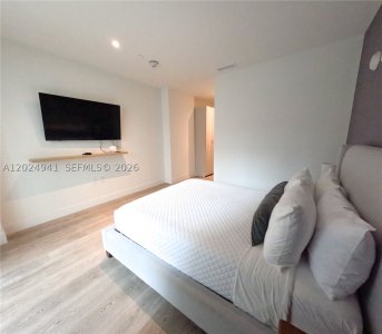 Comprar apartamento no Smart Brickell III 508