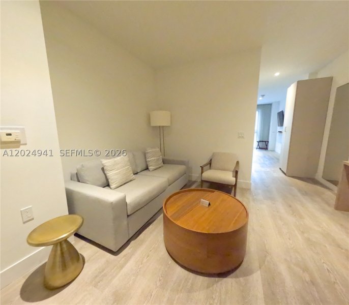 Condo for sale at Smart Brickell III 508