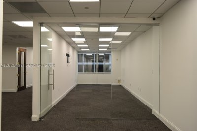 Comprar apartamento no The Club At Brickell Bay 425