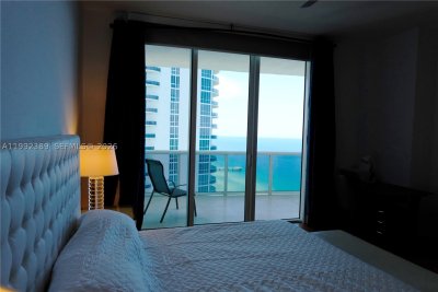 Alquiler de apartamento en Trump Tower Two 2802