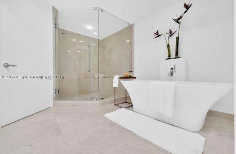Condo for sale at Marina Palms Yacht Club 2209