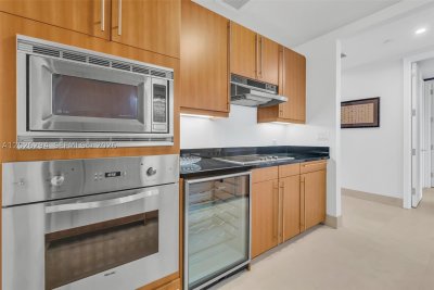 Comprar apartamento en Four Seasons Millenium Tower I 51A