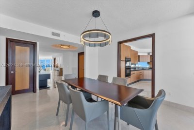 Comprar apartamento no The Pinnacle 3204