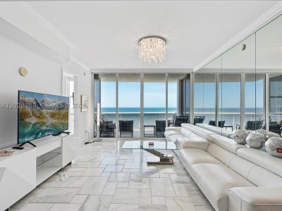 Comprar apartamento no Trump Palace 1904