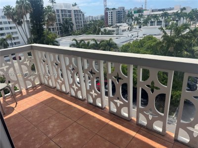 Aire Residences Apt #512