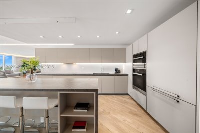Comprar apartamento en Roney Palace 1432
