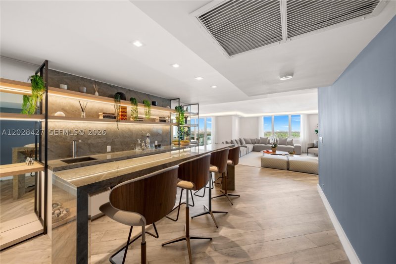 Comprar apartamento en Roney Palace 1432