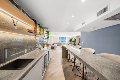 Comprar apartamento en Roney Palace 1432