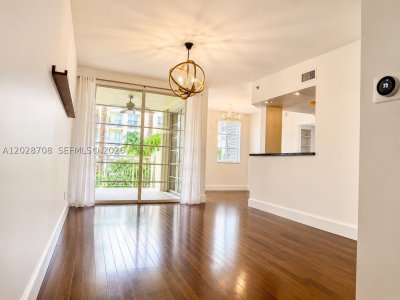 Comprar apartamento no The Courts Condo 415