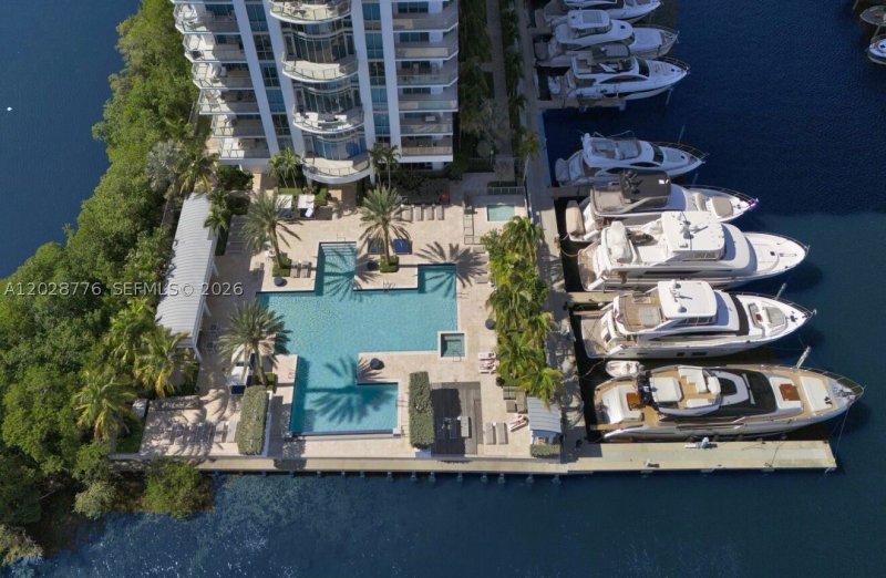 Condo for sale at Marina Palms Yacht Club 208