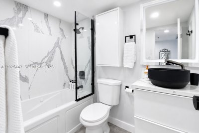 Comprar apartamento en Aventura Beach Club 916
