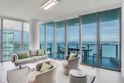 Comprar apartamento en Biscayne Beach 3702