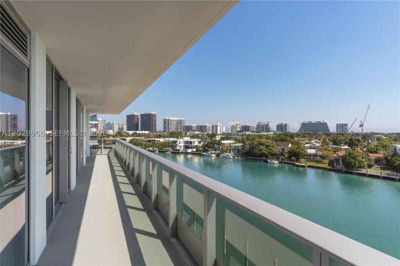 Condo for sale at La Baia South 603