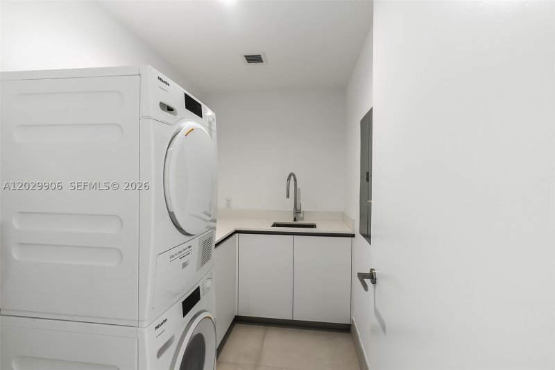 Condo for sale at La Baia South 603
