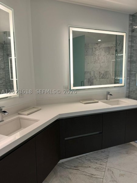 Condo for sale at Paramount Miami WorldCenter 1006