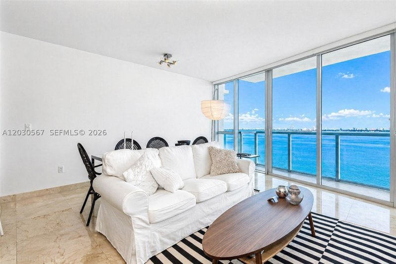 Condo for sale at Onyx On The Bay 1202