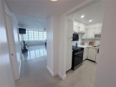 Aluguel de apartamento no Imperial Towers 611