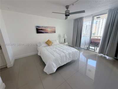 Aluguel de apartamento no Imperial Towers 611