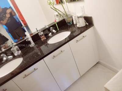Aluguel de apartamento no Parc Central Aventura 1811