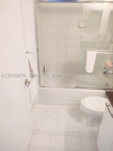 Alquiler de apartamento en Parc Central Aventura 1811