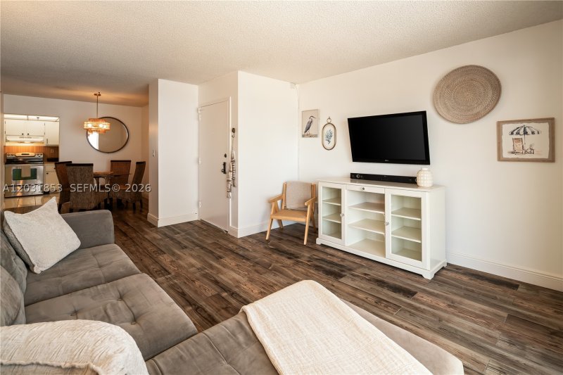 Apartment for rent at Oceanfront Plaza 502