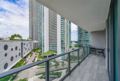 Comprar apartamento en Paraiso Bayviews 601
