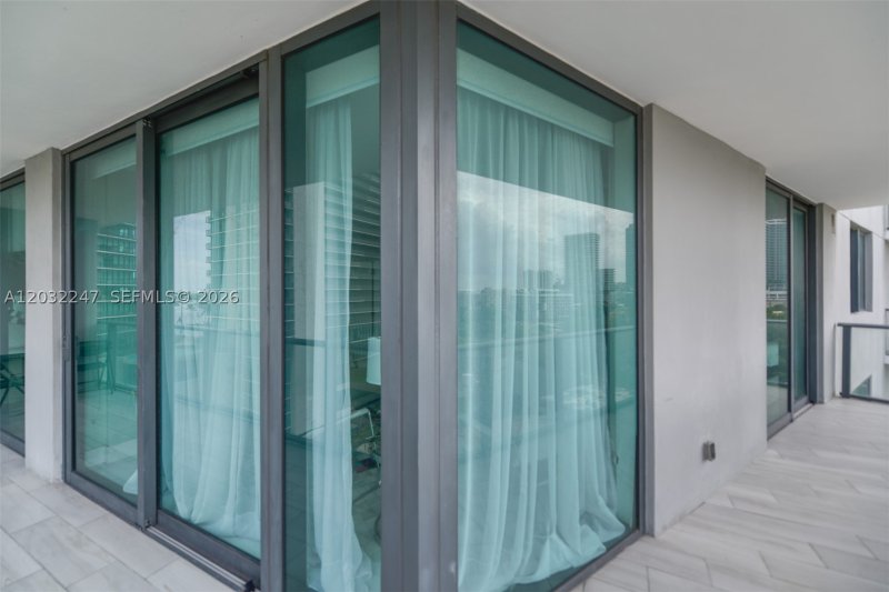 Comprar apartamento en Paraiso Bayviews 601