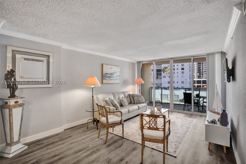 Apartment for rent at The Wave Condo 302