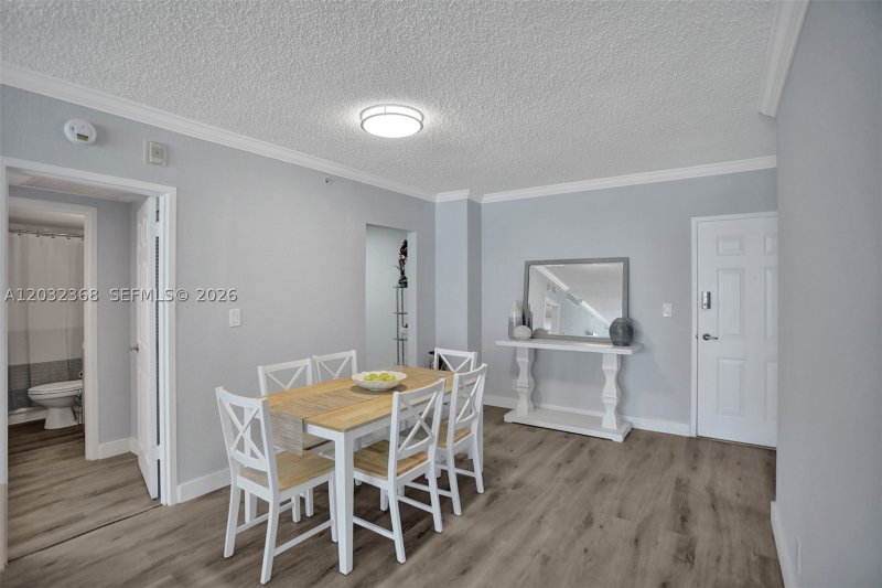 Apartment for rent at The Wave Condo 302