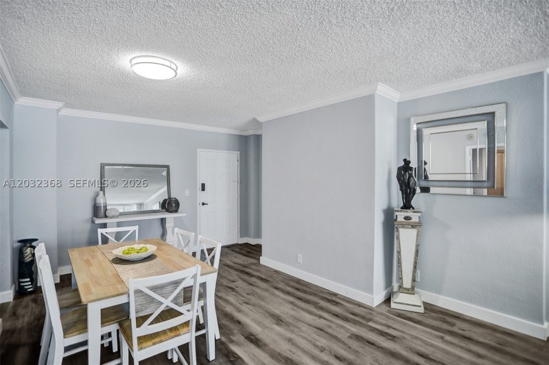 Apartment for rent at The Wave Condo 302