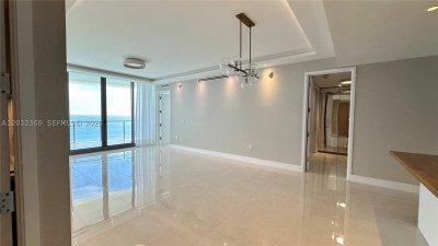 Comprar apartamento no Ritz Carlton Residences Sunny Isles 3804