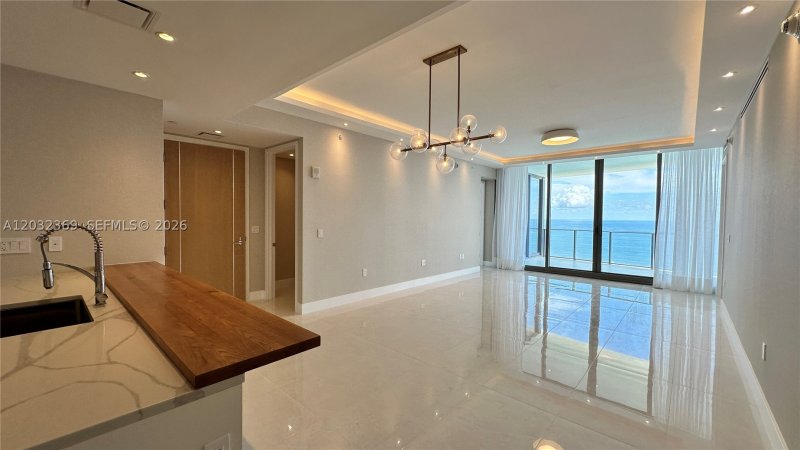 Condo for sale at Ritz Carlton Residences Sunny Isles 3804