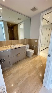 Comprar apartamento no Ritz Carlton Residences Sunny Isles 3804